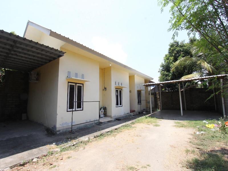Oyo Life 93153 Kos Jenggala — general view