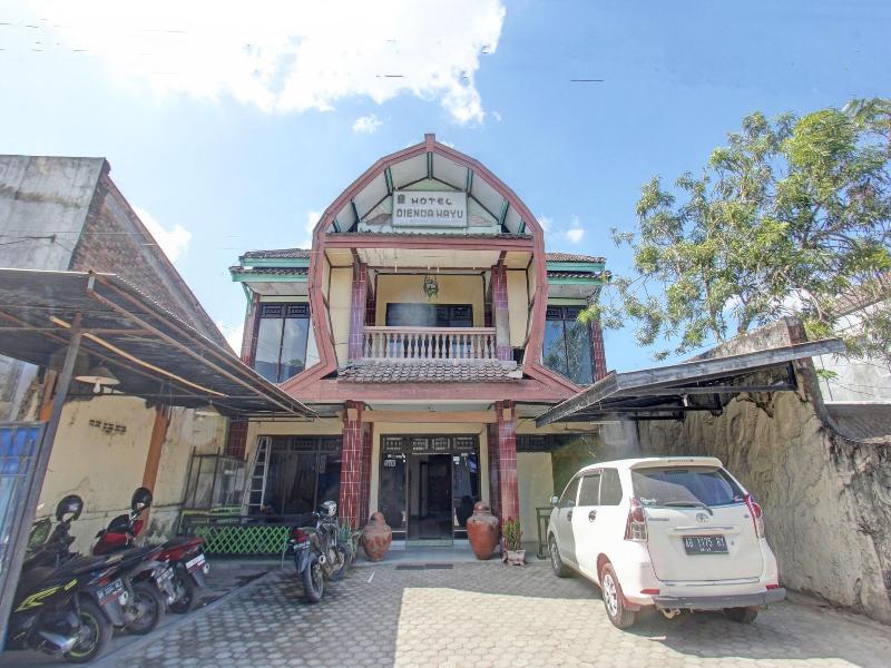 Hotel O Dienda Hayu Near Alun Alun Tastura