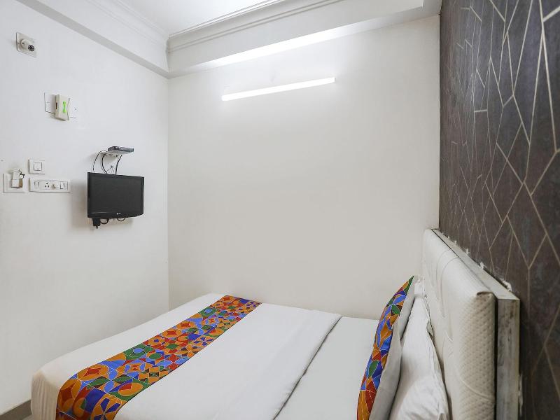 Fabhotel Greenstar Inn image