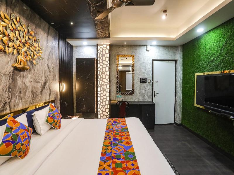 Fabhotel Greenstar Inn image