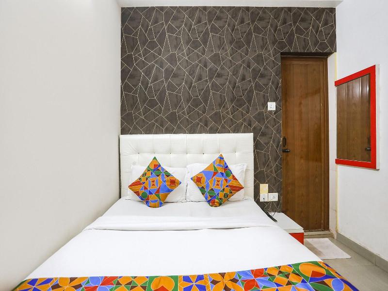Fabhotel Greenstar Inn image