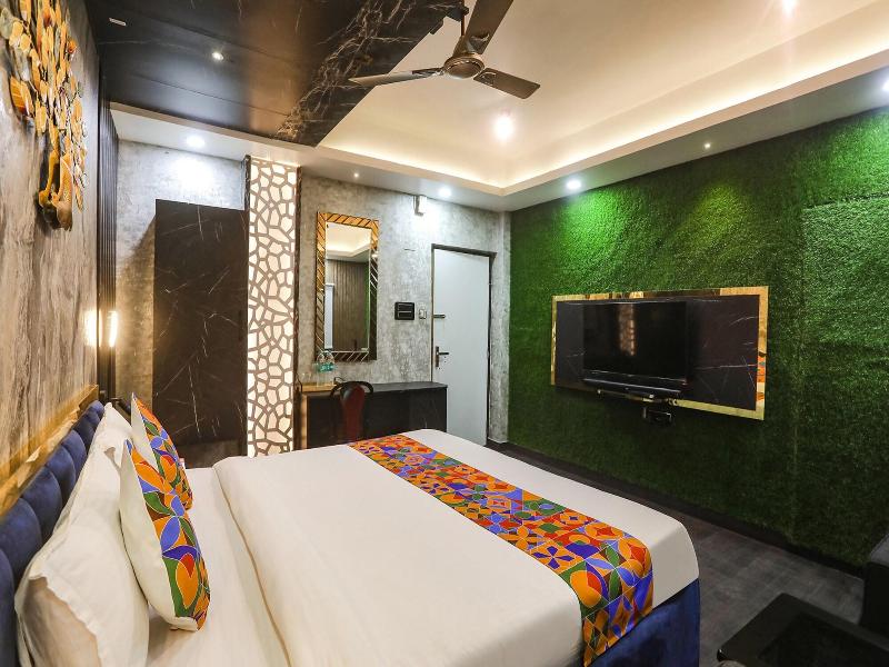 Fabhotel Greenstar Inn image