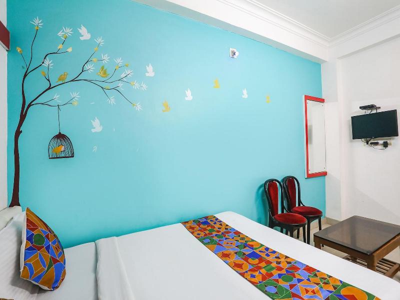 Fabhotel Greenstar Inn image