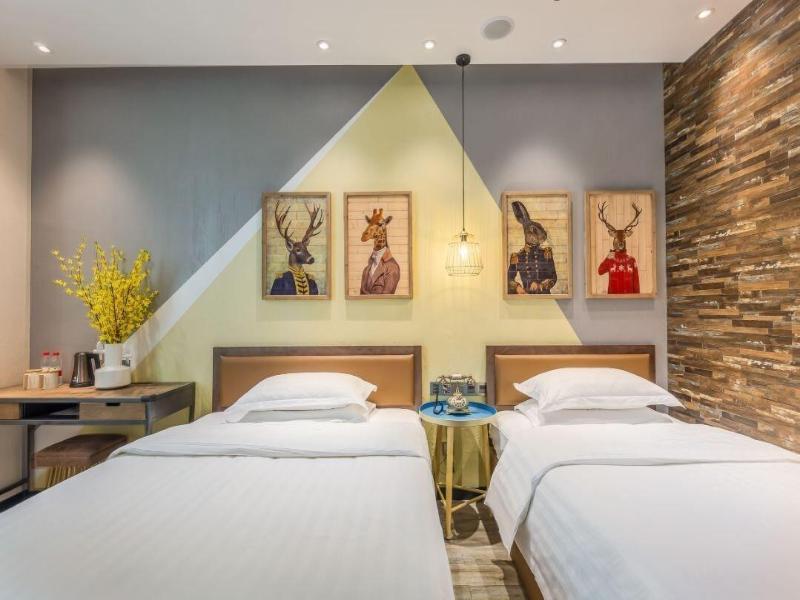 Shanghai Vintage Hotel Disneyland Branch image