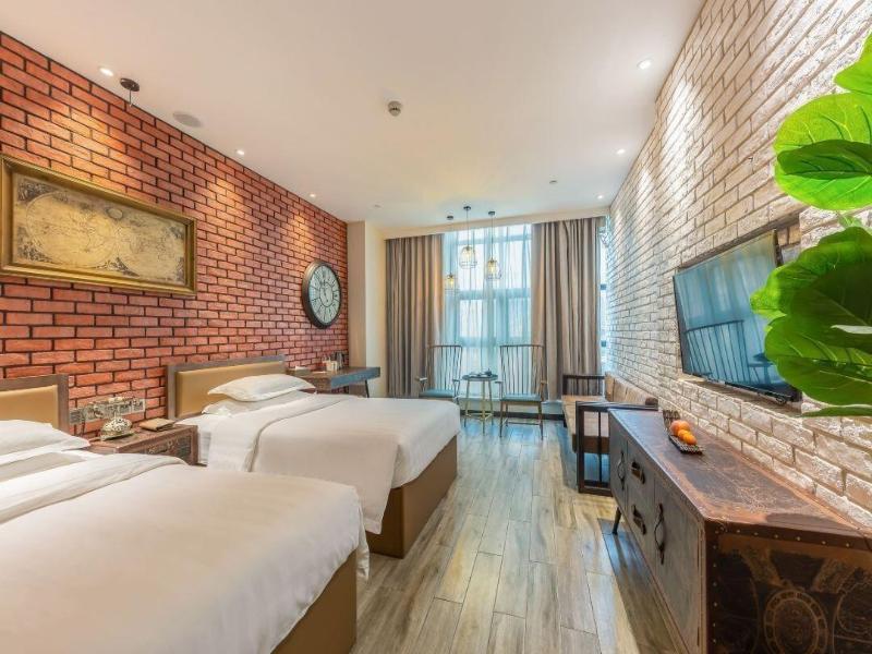 Shanghai Vintage Hotel Disneyland Branch image