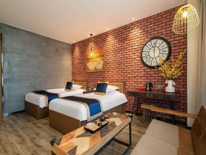 Shanghai Vintage Hotel Disneyland Branch image