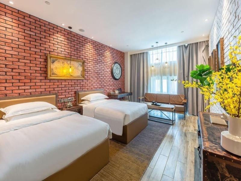 Shanghai Vintage Hotel Disneyland Branch image