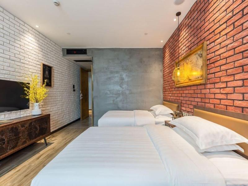 Shanghai Vintage Hotel Disneyland Branch image