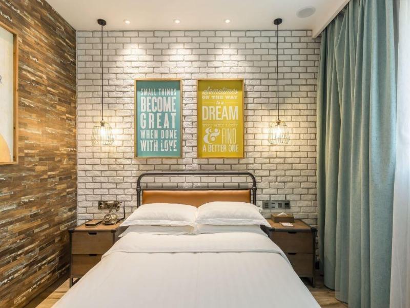 Shanghai Vintage Hotel Disneyland Branch image