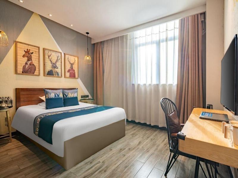 Shanghai Vintage Hotel Disneyland Branch image