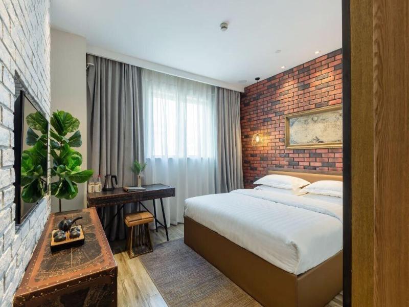 Shanghai Vintage Hotel Disneyland Branch image