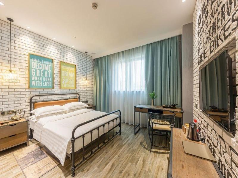 Shanghai Vintage Hotel Disneyland Branch image