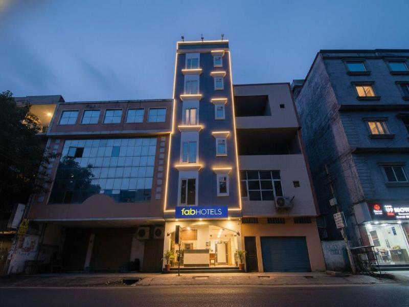 Fabhotel Spring — general view