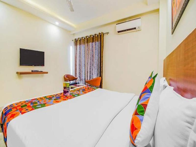 Fabhotel Vr Stay image