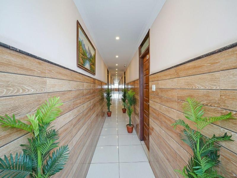 Fabhotel Bns Comforts image