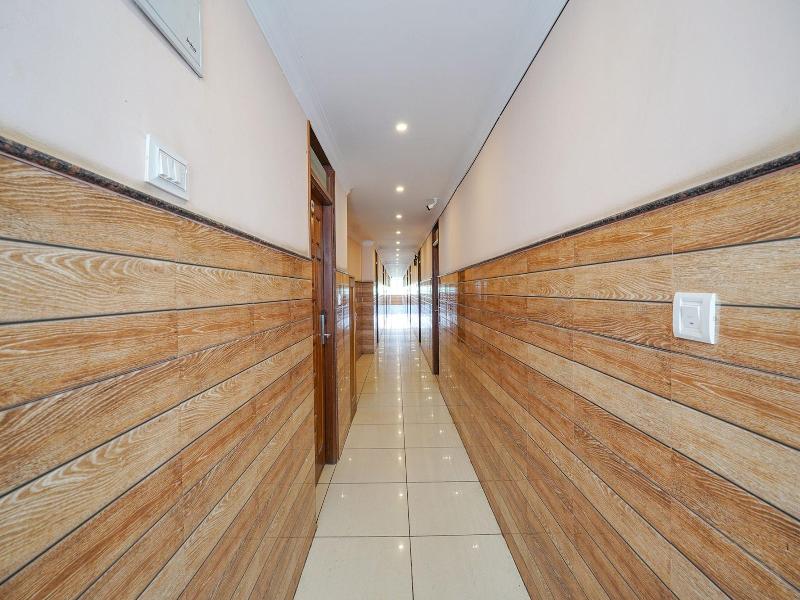 Fabhotel Bns Comforts image