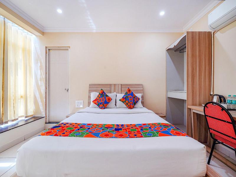 Fabhotel Bns Comforts image