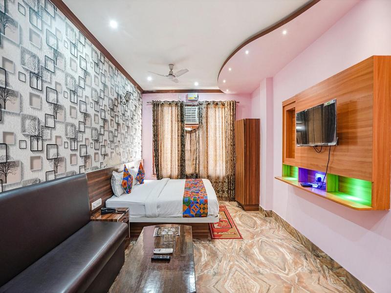 Fabhotel Deepak Palace image