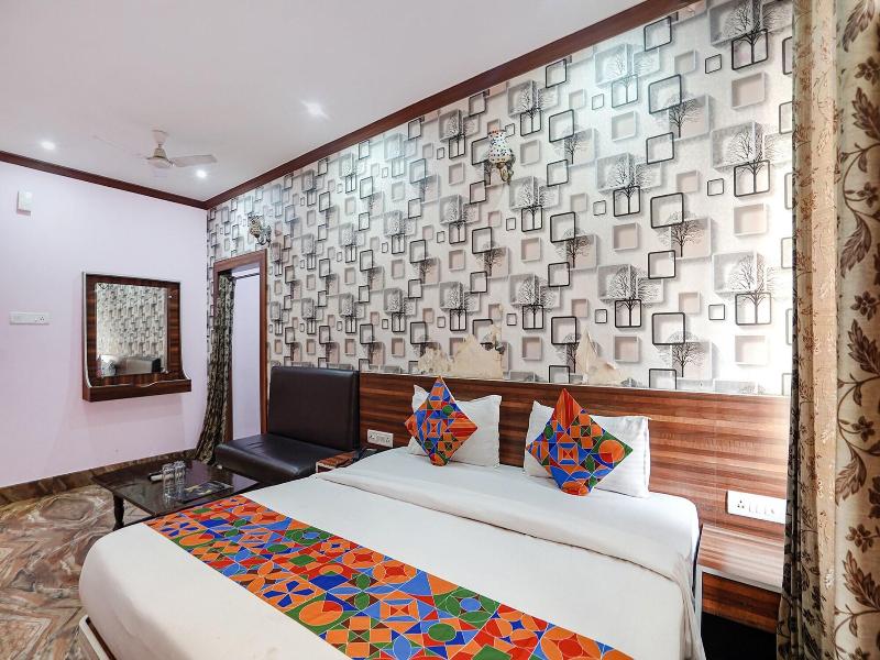 Fabhotel Deepak Palace image