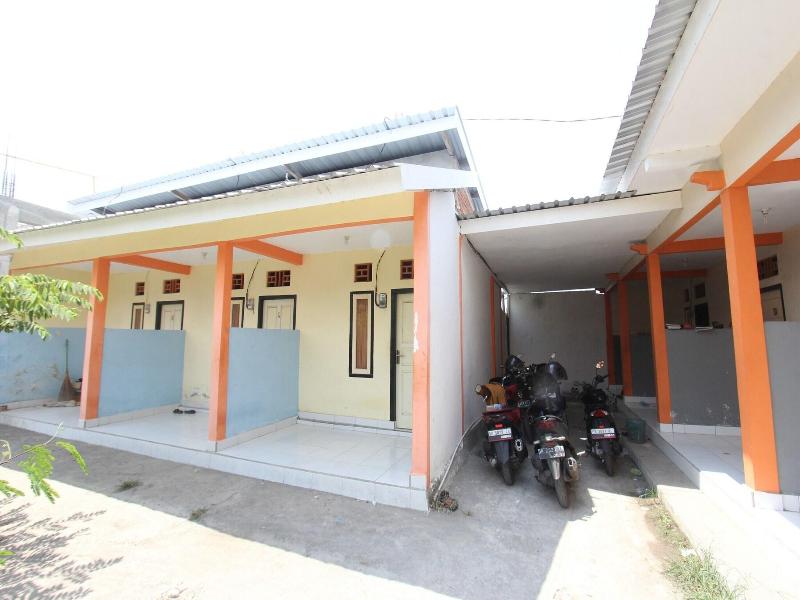 Oyo Life 93260 Bale Kosan image
