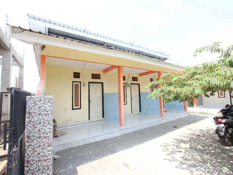Oyo Life 93260 Bale Kosan image