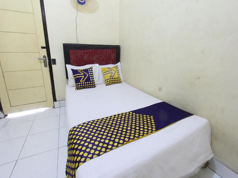 Oyo Life 93260 Bale Kosan image