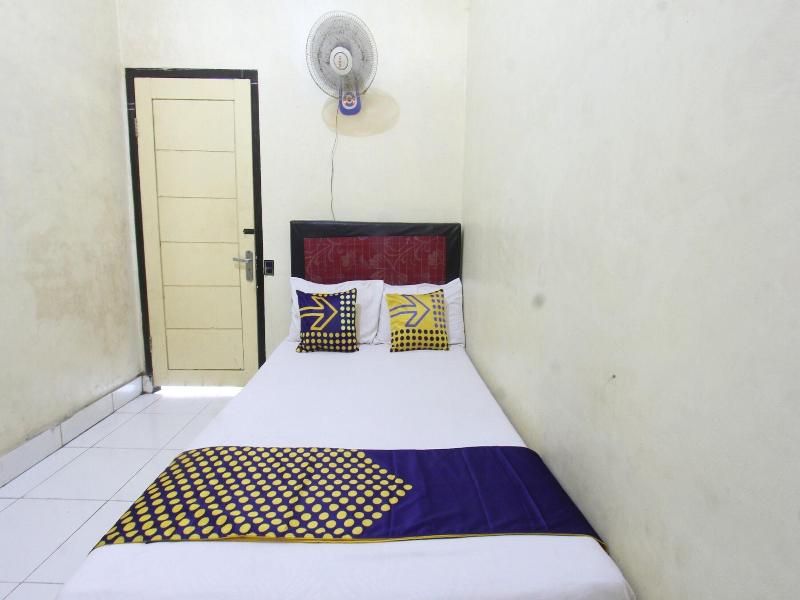 Oyo Life 93260 Bale Kosan image