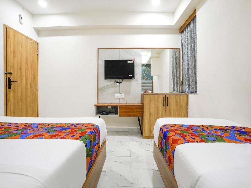 Fabhotel Amantra image