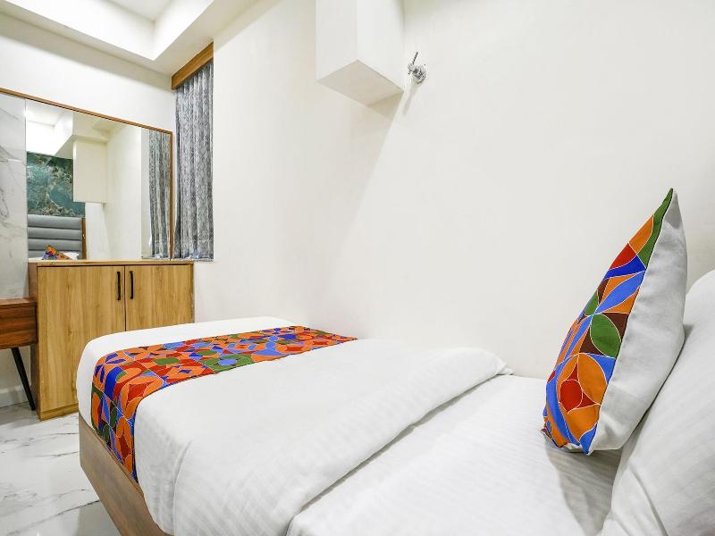 Fabhotel Amantra image