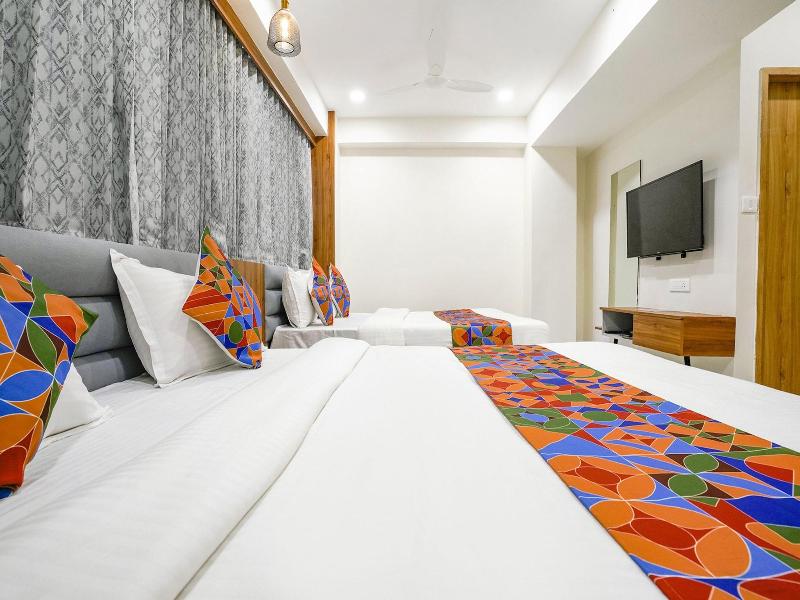 Fabhotel Amantra image