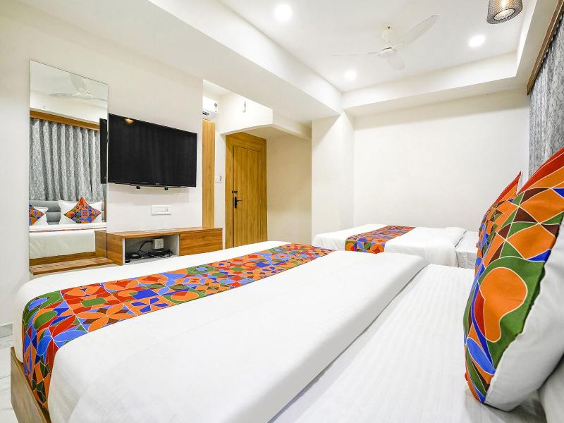 Fabhotel Amantra image
