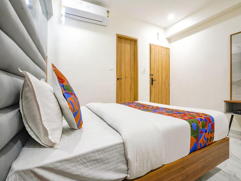 Fabhotel Amantra image