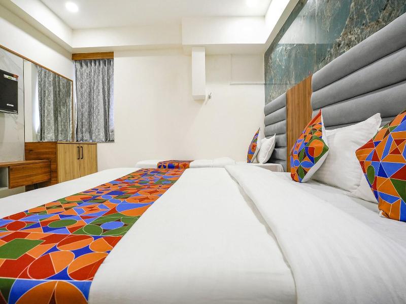 Fabhotel Amantra image