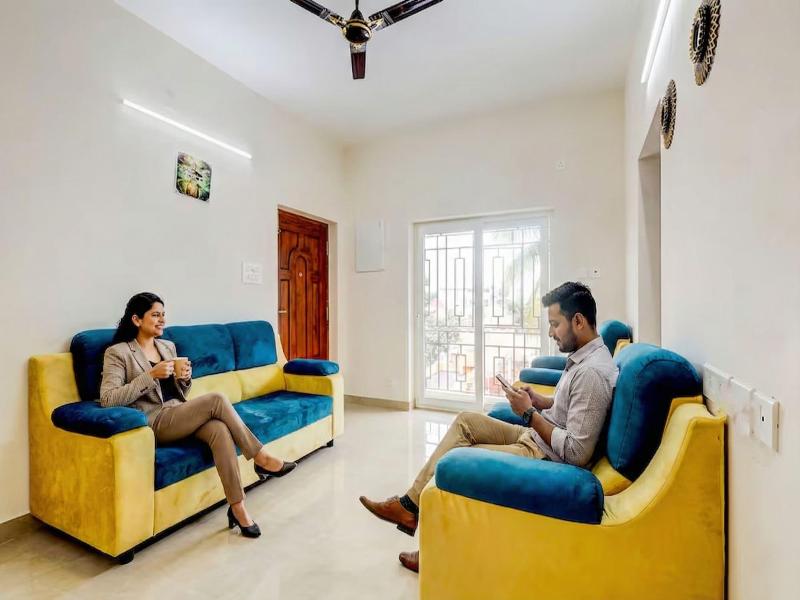 Fabhotel Home Tree Service Apartment I image