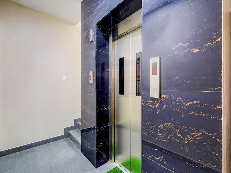 Fabhotel Home Tree Service Apartment I image