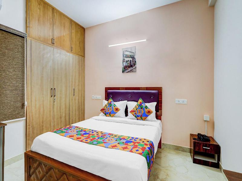 Fabhotel Home Tree Service Apartment I image