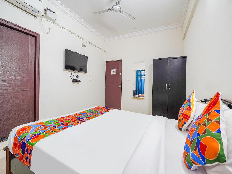 Fabhotel Emirates Inn image