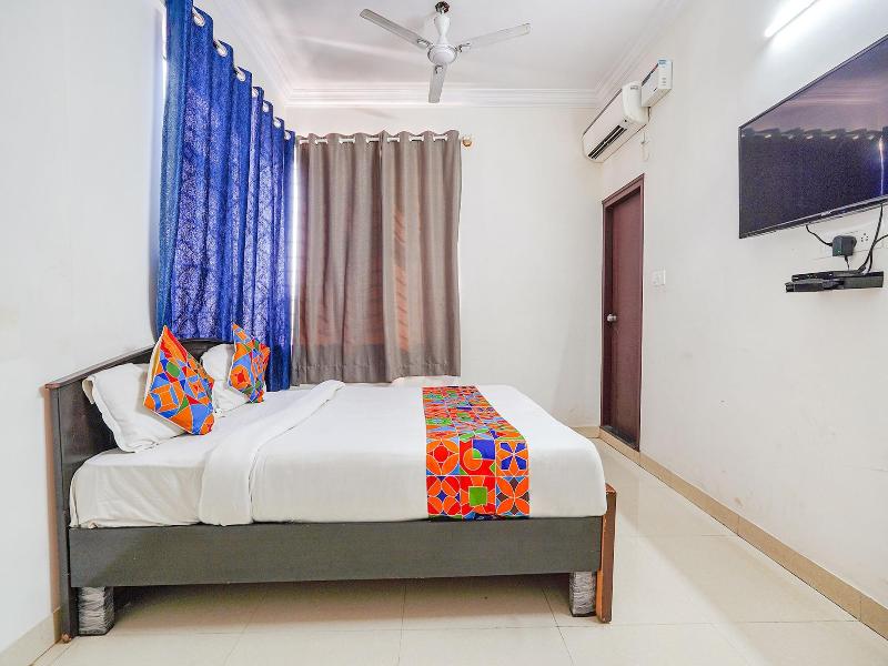 Fabhotel Emirates Inn image