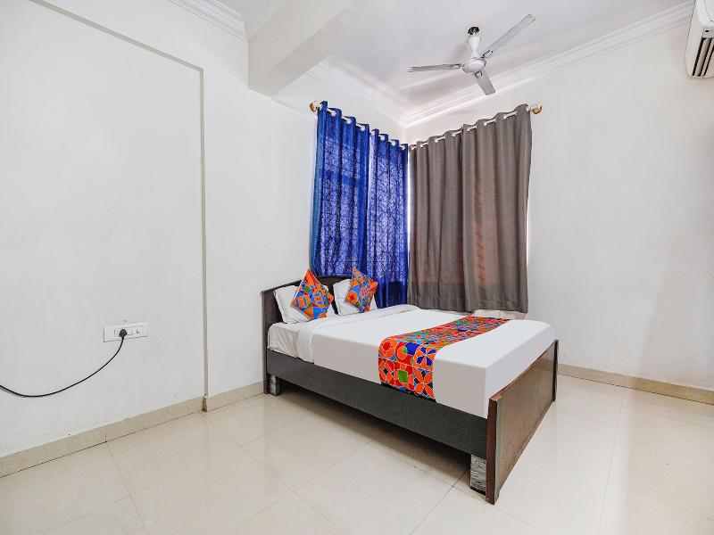 Fabhotel Emirates Inn image
