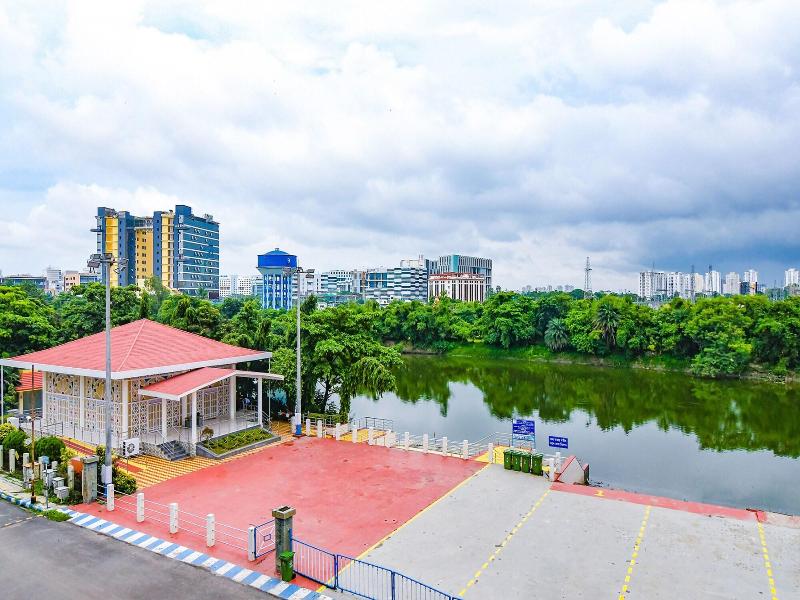 Fabhotel Prime The Water View Residency — general view