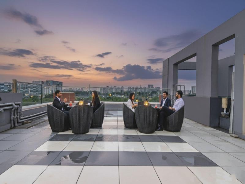 Fabhotel Prime The Water View Residency image