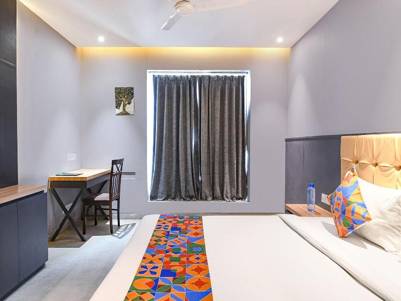 Fabhotel Prime The Water View Residency image