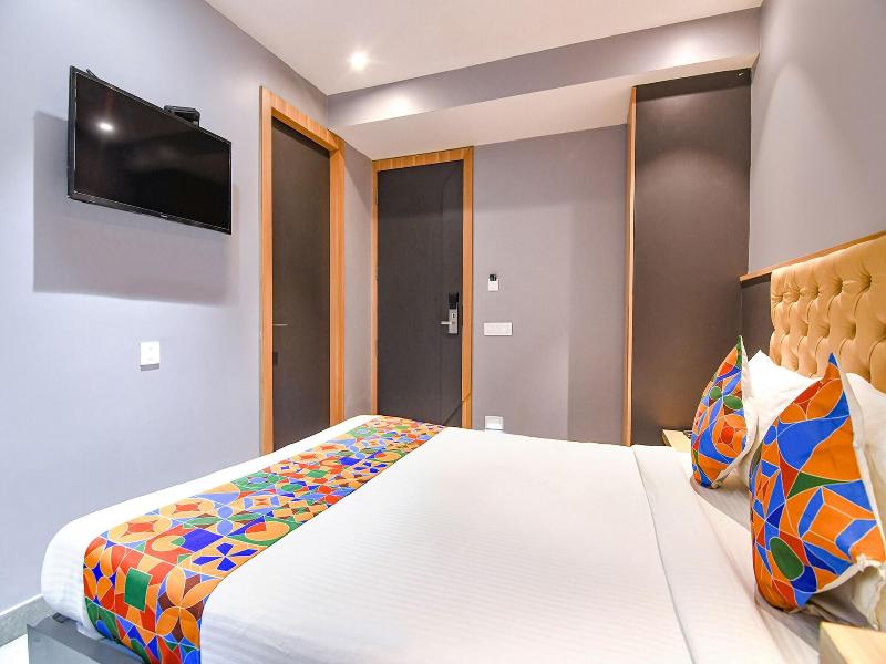 Fabhotel Prime The Water View Residency image