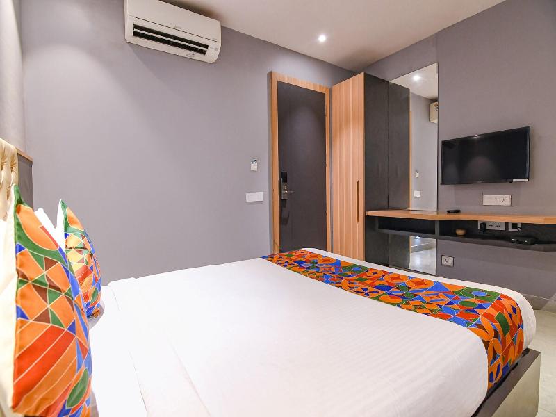 Fabhotel Prime The Water View Residency image