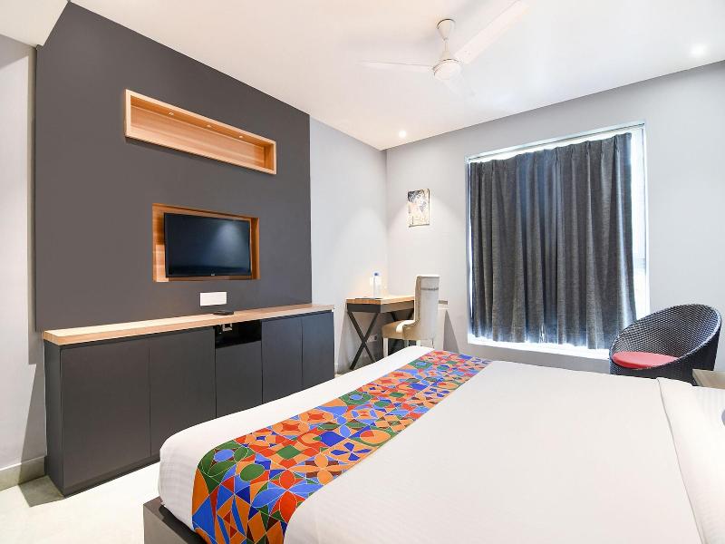Fabhotel Prime The Water View Residency image