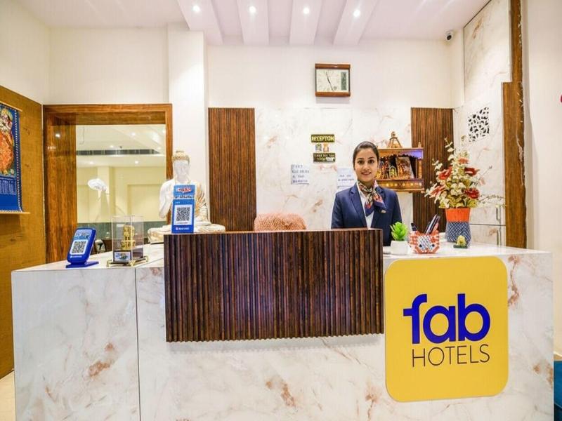 Fabhotel Lohgarh Inn