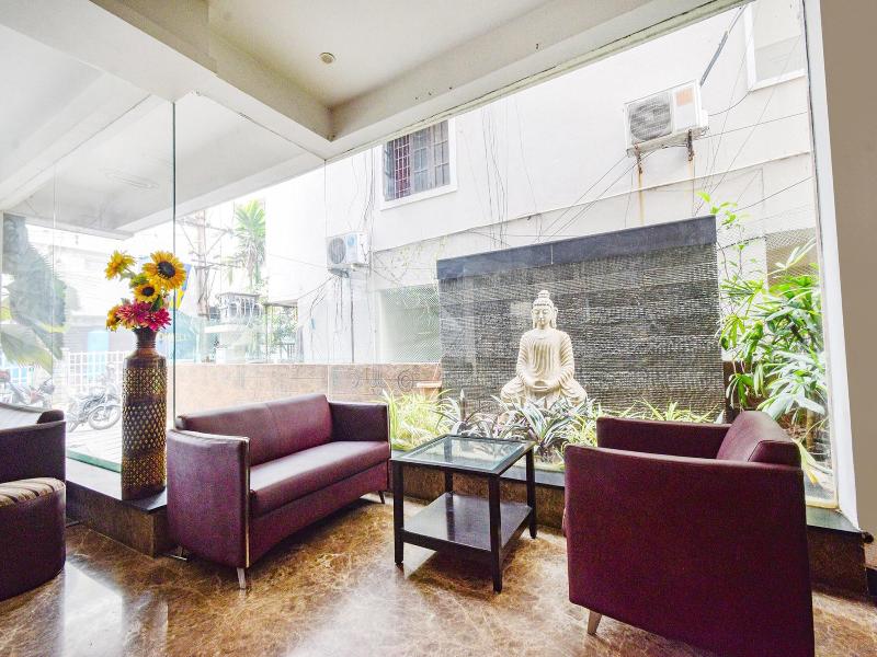 Fabhotel Prime Prowell Crown