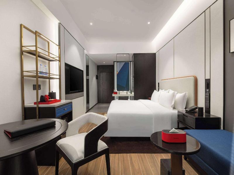 Ramada By Wyndham Xishuangbanna Jinghong image