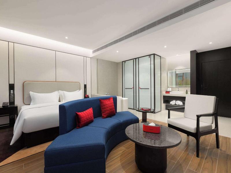 Ramada By Wyndham Xishuangbanna Jinghong image