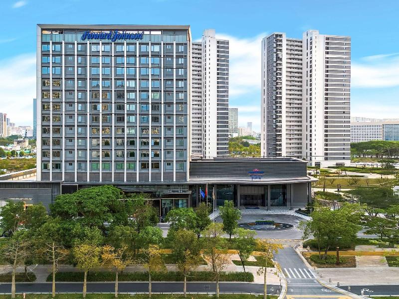 Howard Johnson Royal Hotel Shenzhen image